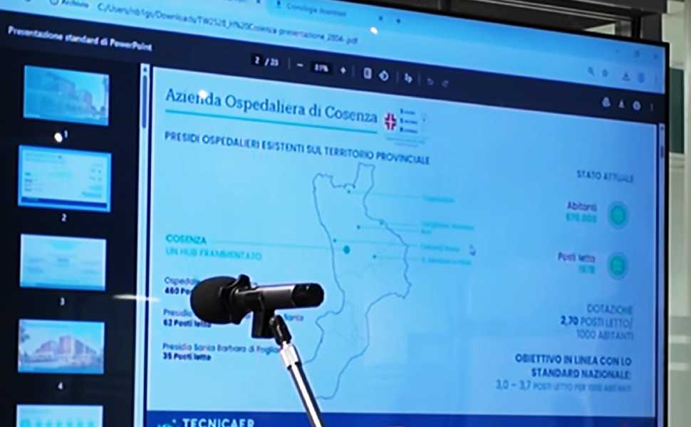 Ospedale di Rende, Consorzio Valle Crati «senza fognature adeguate non può aprire» 54 slide nuovo ospedale di cosenza 01 - fognature