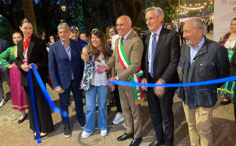 "Viaggio nelle Terre di Cosenza": grande debutto alla Villa Vecchia. Enogastronomia, cultura e identità 52 viaggio terre cosenza 05