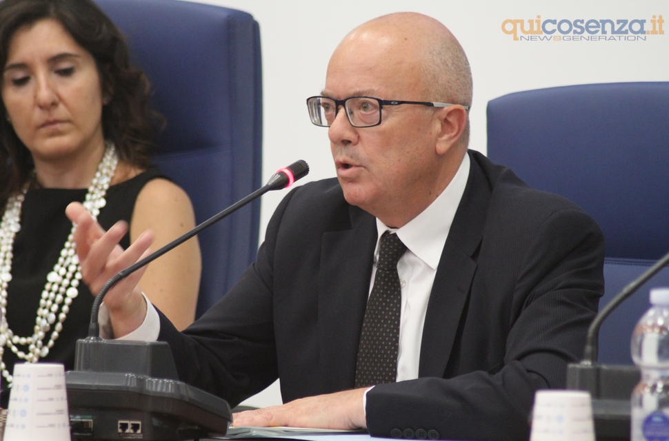 Calabria, il momento della crescita: a Cosenza focus su lavoro, imprese e investimenti 56 12cameracommercio