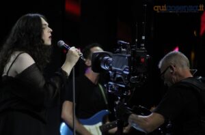 Radio2Live a Cosenza omaggia Rino Gaetano: una notte di musica nel cuore della città - FOTO 79 20radiorai2