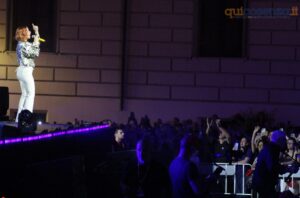 Radio2Live a Cosenza omaggia Rino Gaetano: una notte di musica nel cuore della città - FOTO 74 25radiorai2