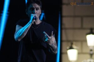 Radio2Live a Cosenza omaggia Rino Gaetano: una notte di musica nel cuore della città - FOTO 60 39radiorai2