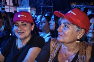 Radio2Live a Cosenza omaggia Rino Gaetano: una notte di musica nel cuore della città - FOTO 94 3radiorai2