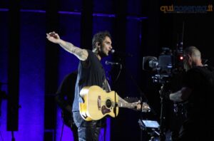Radio2Live a Cosenza omaggia Rino Gaetano: una notte di musica nel cuore della città - FOTO 56 43radiorai2
