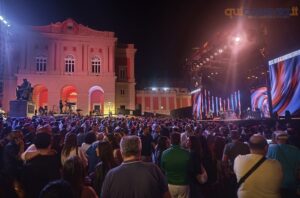 Radio2Live a Cosenza omaggia Rino Gaetano: una notte di musica nel cuore della città - FOTO 92 4radiorai2