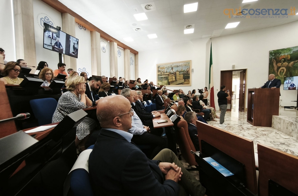 Calabria, il momento della crescita: a Cosenza focus su lavoro, imprese e investimenti 54 9cameracommercio