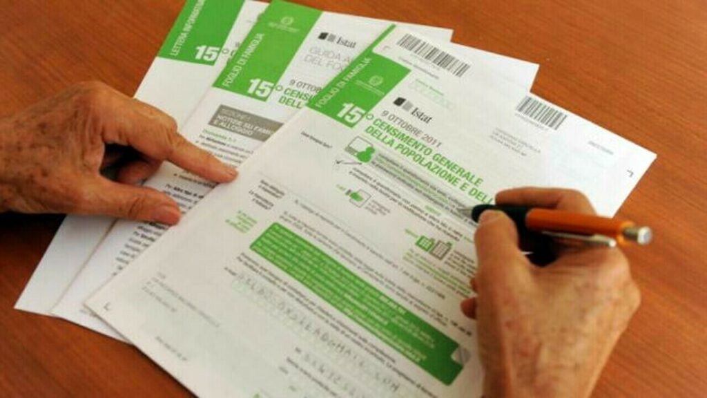 Comune di Cosenza, partono le selezioni per 9 rilevatori Istat: come candidarsi 52 Censimento istat 2 2