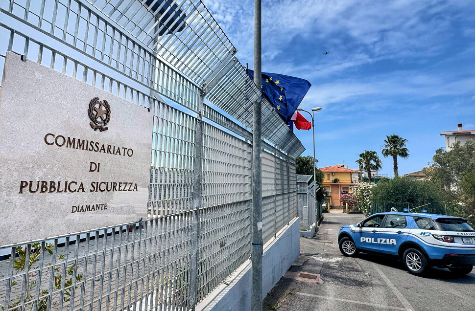 Diamante ha un nuovo presidio di legalità e sicurezza. Aperto a Cirella il Commissariato di Polizia 53 Cirella Commissariato 013