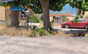 San Vito: un anno dopo le promesse e 13 milioni di investimenti, i residenti «lavori fermi e degrado» 60 Cosenza San Vito - area via S. Albo 04