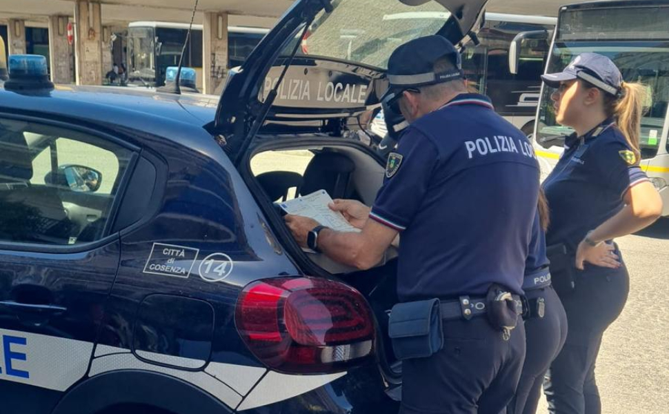 Cosenza-autostazione-polizia-municipale-controlli