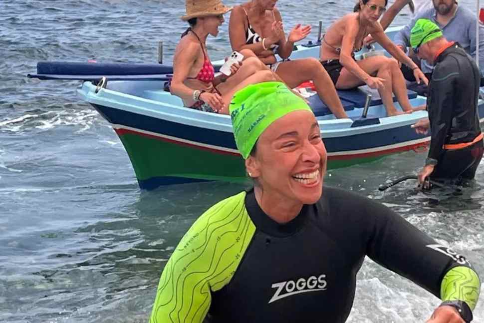 Debora Vissani_Stretto di Messina_nuoto