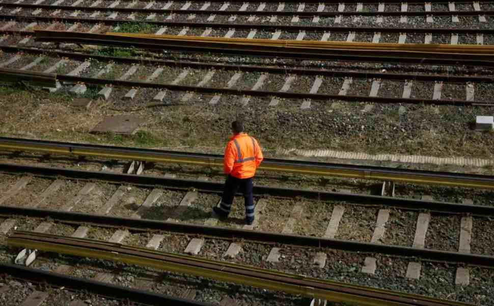 Ferrovie, in Calabria corse prova per testare il nuovo sistema Ertms: si punta a spostamenti più efficienti 52 Ferrovia Calabria