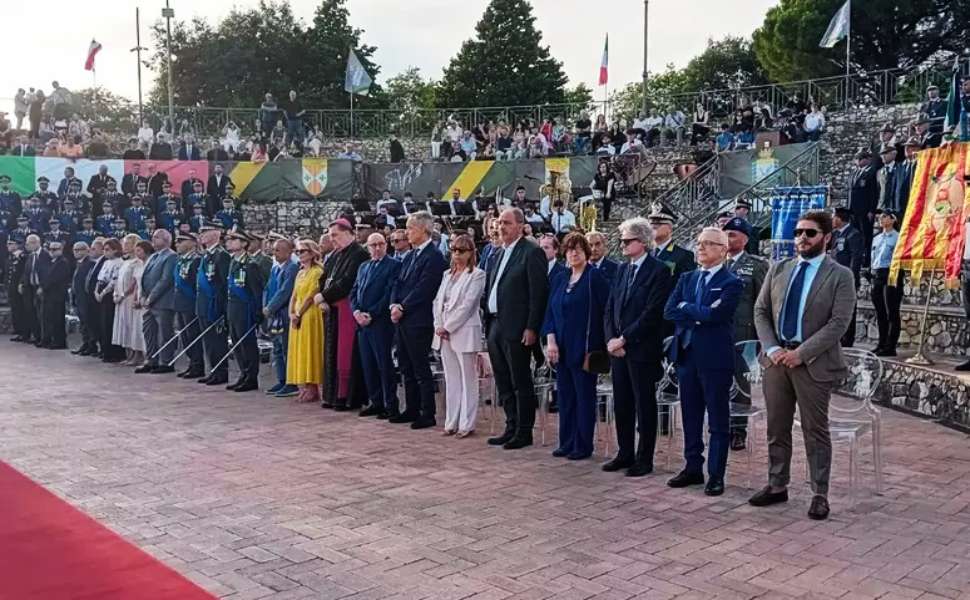 Guardia di finanza Catanzaro 252 anniversario