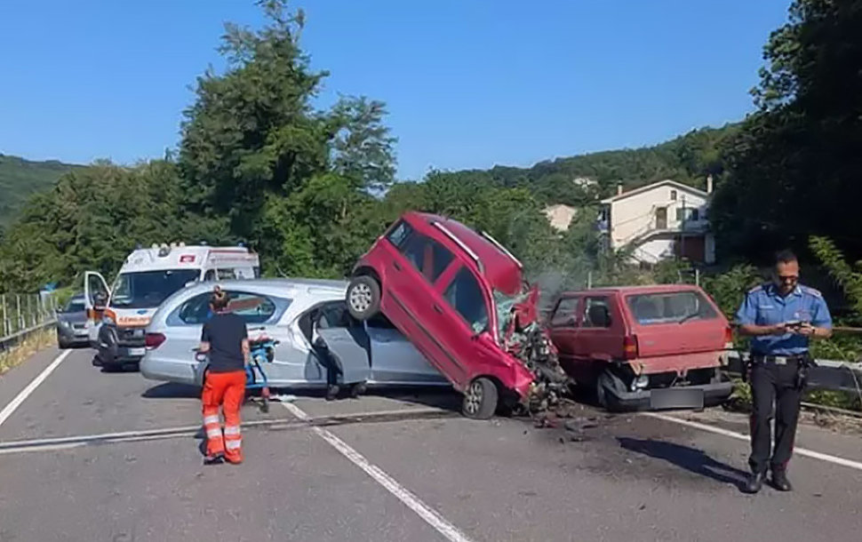 Colosimi, tragico schianto frontale sulla Statale 616 di Pedivigliano: muore un 35enne di Bianchi, 5 feriti 51 Incidente Colosimi Francesco Elia