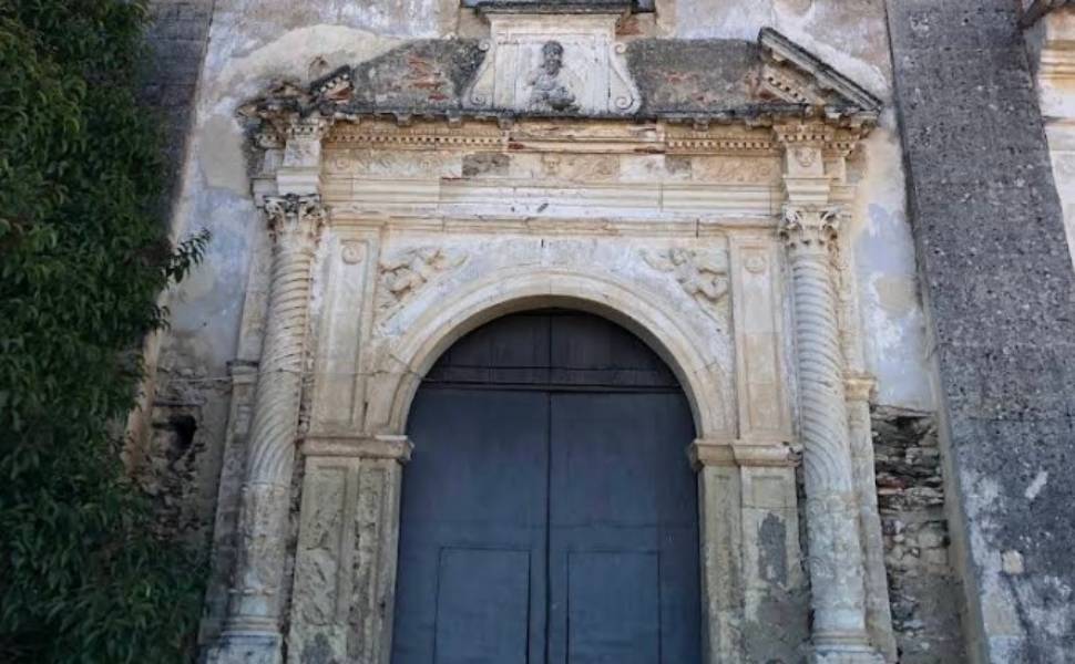 Portale chiesa san nicola Bari Pietrafitta
