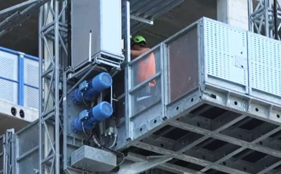 Allarme caldo nei cantieri: Fillea Cgil Calabria denuncia «decine di violazioni» 53 cantieri caldo 01