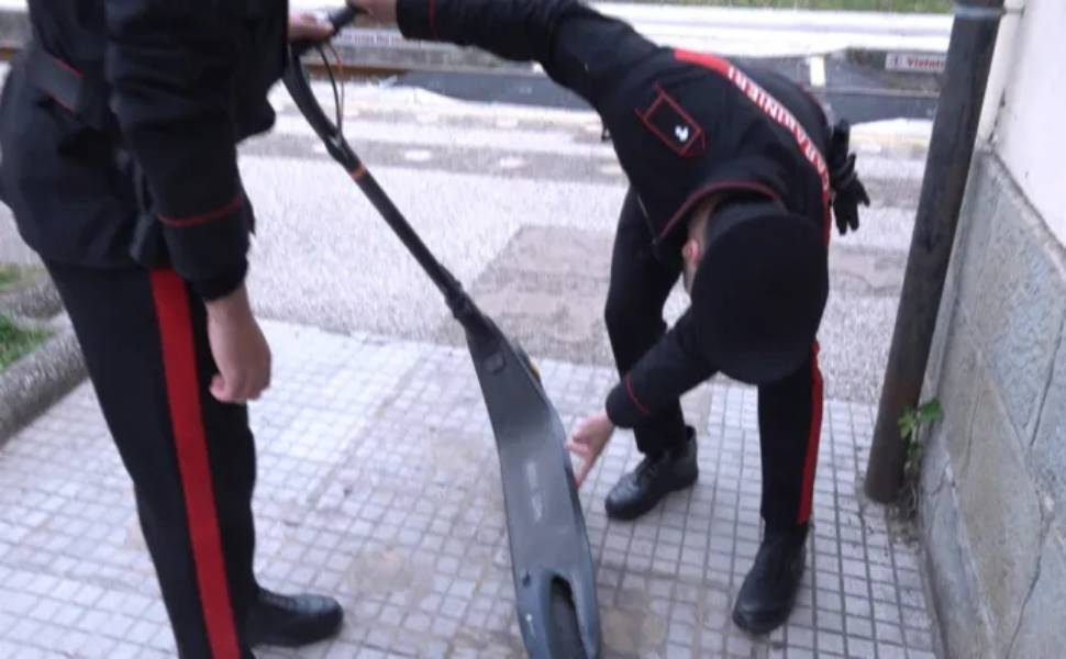 carabinieri controlli monopattini bici 02
