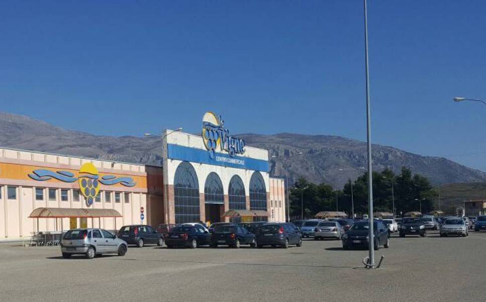 centro commerciale le vigne - rapina gioielleria