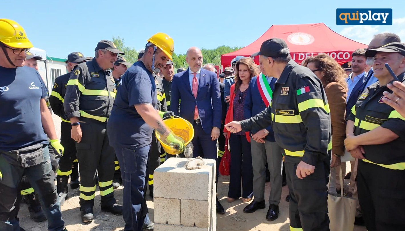Vigili del Fuoco, nasce la nuova caserma di Cosenza: posa della prima pietra 81 Vigili del Fuoco, nasce la nuova caserma di Cosenza: posa della prima pietra