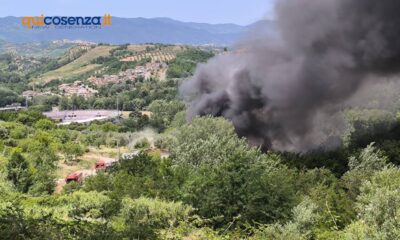 incendio cosenza via fratelli cervi 02