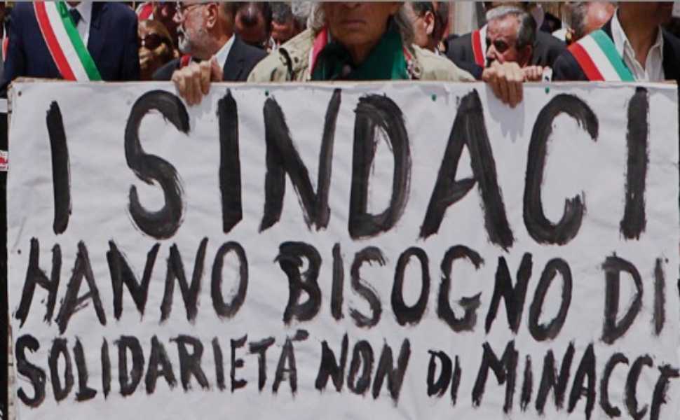 intimidazioni sindaci avviso pubblico