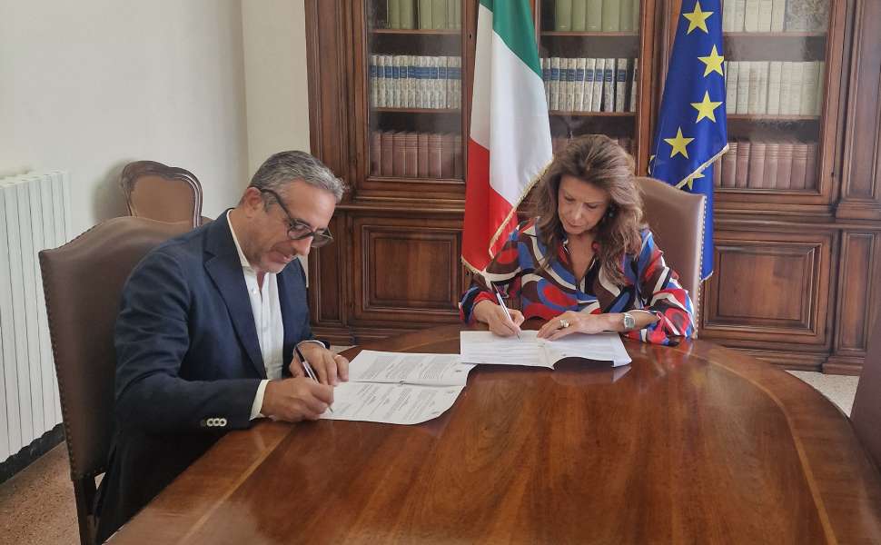 Turismo: protocollo tra Prefettura, Cassano e Trebisacce. Controlli su strutture ricettive e ristorazione 52 prefetto trebisacce iacobini