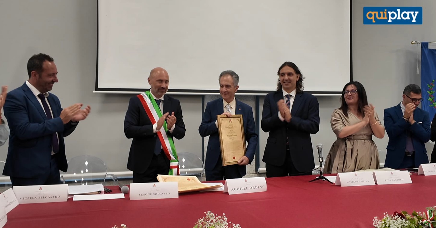Diamante conferisce la cittadinanza onoraria a Nicola Leone, ex rettore dell’UniCal
