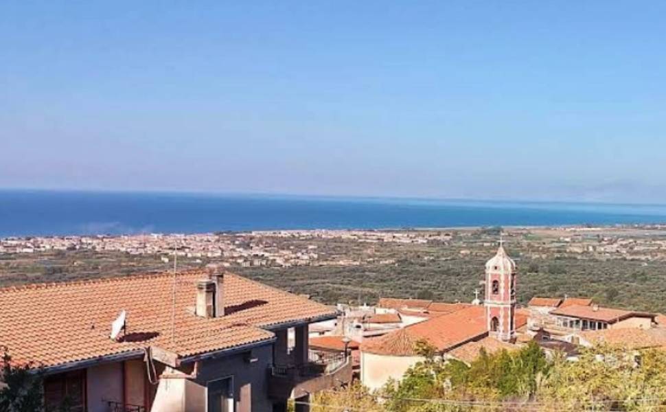 Spopolamento, premiata Santa Maria del Cedro: +1,4% di residenti e boom di giovani 52 santa maria del cedro
