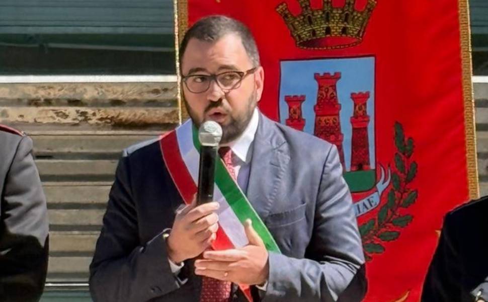 Dottoressa della Guardia medica sospesa, contestati circa 50 episodi di assenza dal servizio 53 sindaco petilia policastro simone saporito - dottoressa