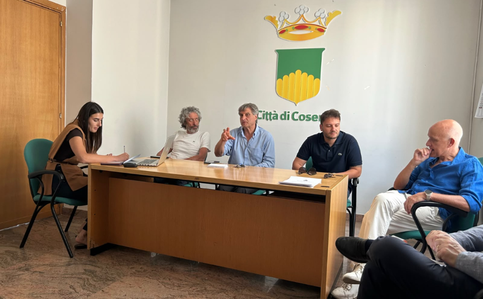 Cosenza: la sfida organizzata dagli Anzianotti con 370 nuotatori, presentato il 7° "Assalto all’Isola di Cirella" 52 Anzianotti un momento dell'incontro in commissione sport