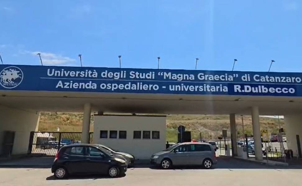 Nuova UTIC "Renato Dulbecco": 12 posti letto e tecnologie avanzate per le emergenze cardiologiche 52 utic aziende renato dulbecco 01