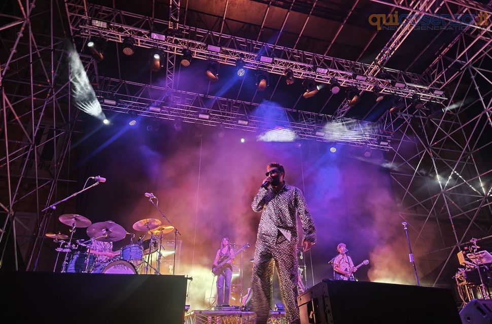 Dove si balla? Al Festival delle Invasioni 2026. Dargen D'Amico a Cosenza cavalca l'Onda Alta 53 2invasioni2026