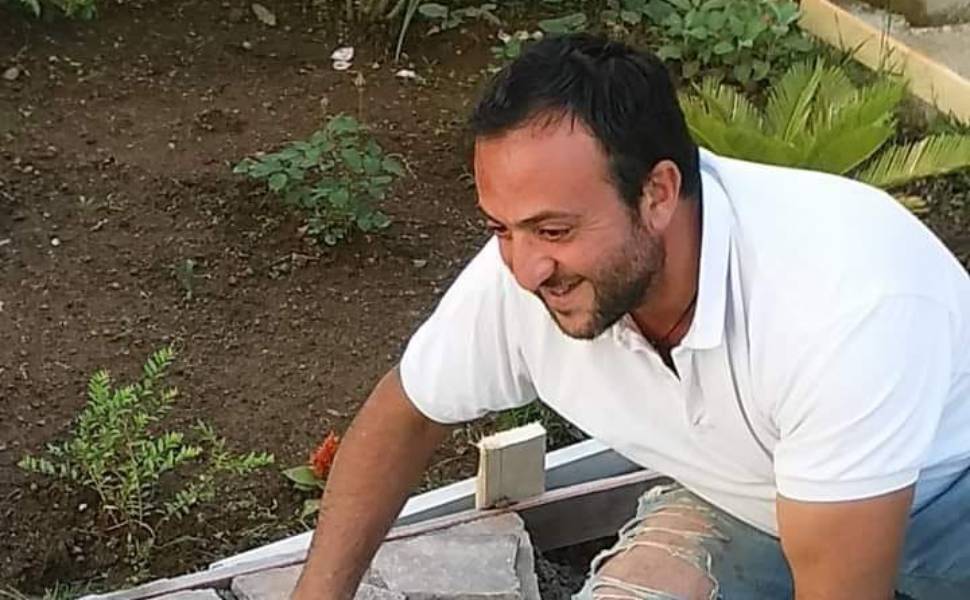 Tragico incidente in Sila: il sorriso spezzato di Alessandro, domani avrebbe compiuto gli anni 53 Alessandro Grosso incidente-Statale-107-Fago-del-Soldato 03