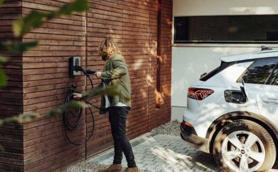 Auto elettrica_mobilità elettrica