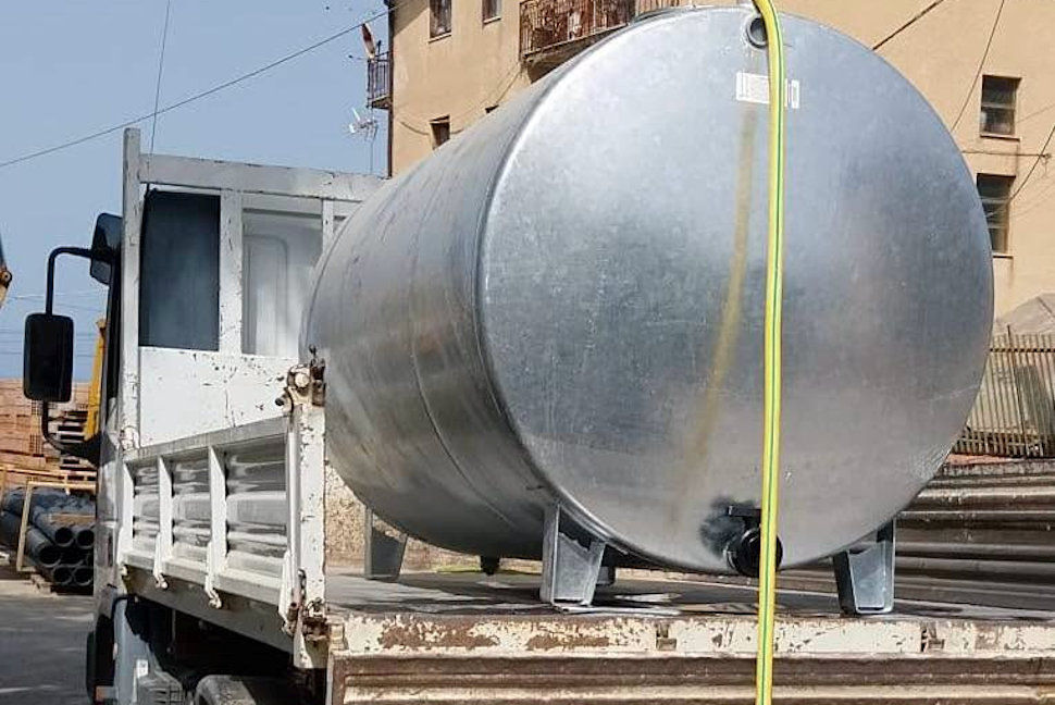 Nuova rottura sull’acquedotto: enormi disagi e niente acqua a Fuscaldo, Acquappesa e Guardia. Attivate le autobotti 53 Autobotte