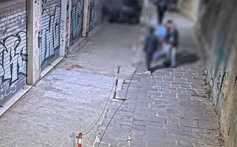 Criminalità giovanile, maxi blitz della Polizia: 539 arresti. Armi, droga e profili social inneggianti all'odio 54 Blitz Polizia - criminalità giovanile 01