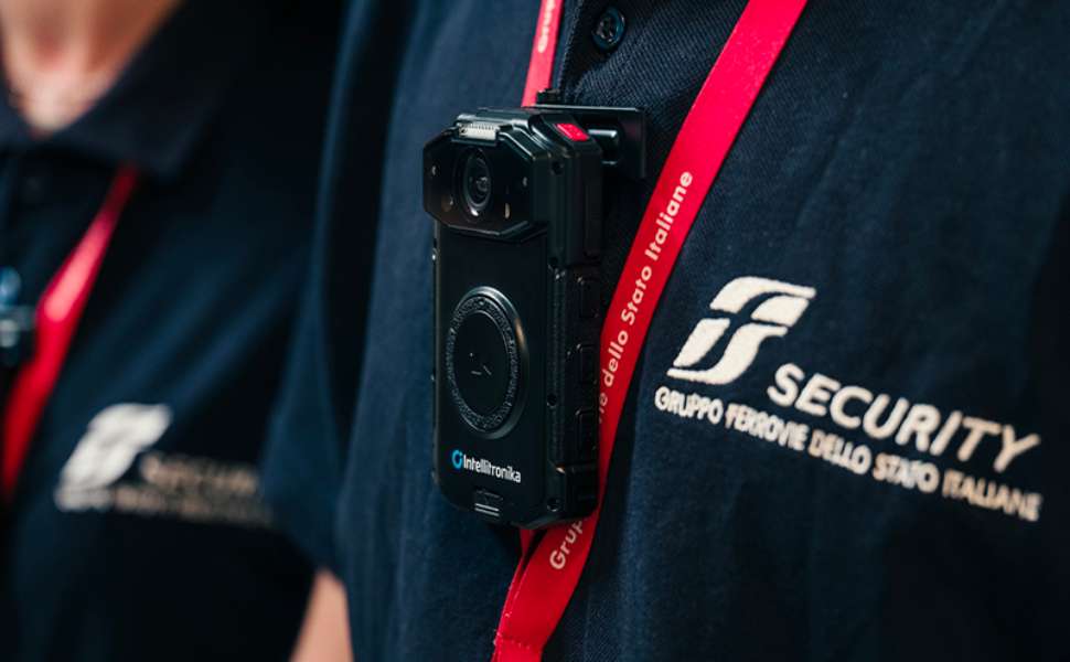Oltre 1.000 bodycam per gli addetti di FS Security: l'obiettivo è arrivare a 1.500 in tutta Italia 51 Bodycam FS Security 02