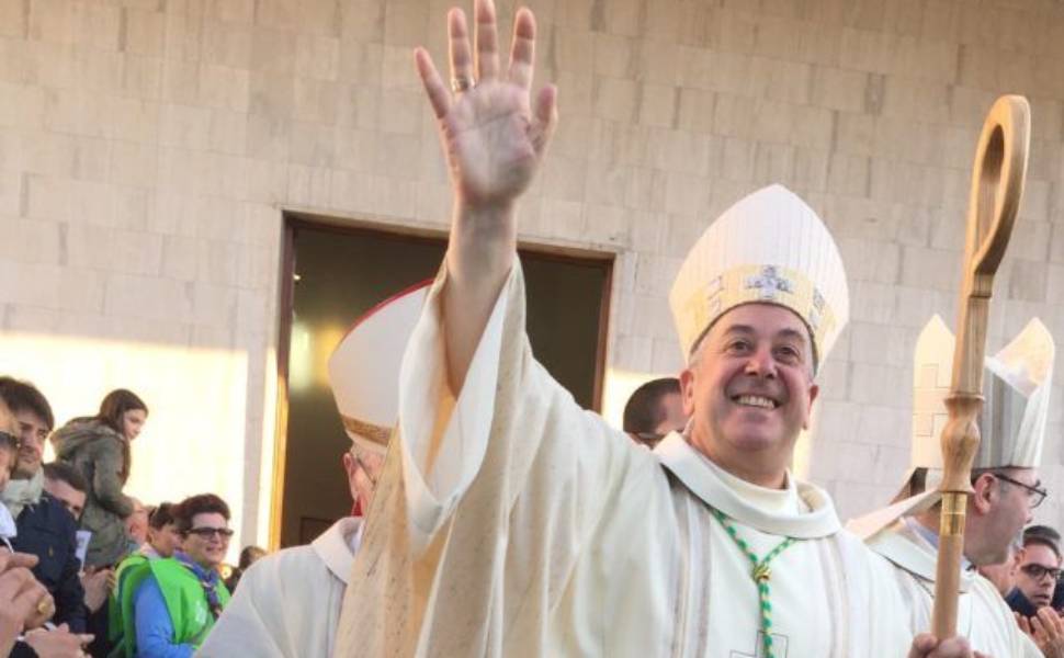 “Che sia benedetta”: il messaggio di mons. Checchinato per l’estate 2026 tra Papa Leone e Fiorella Mannoia 52 Checchinato messaggio estate 02