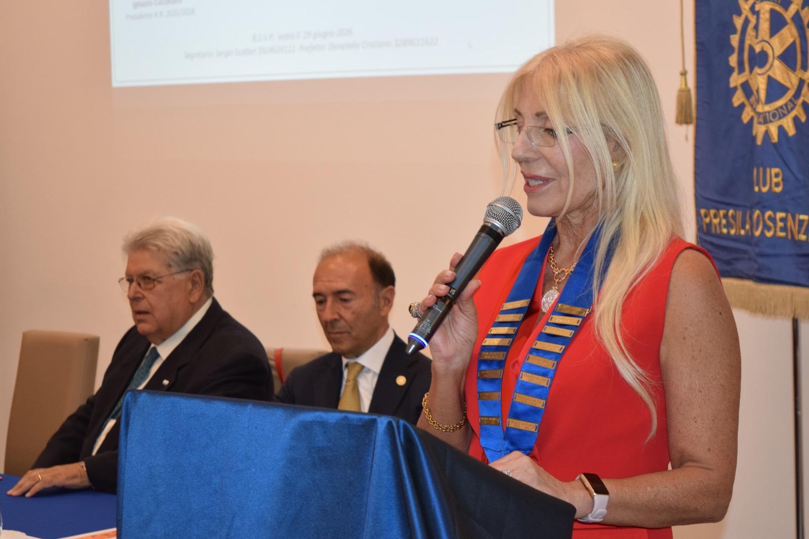 Rotary Club Presila Cosenza Est: la profesoressa Daniela Fanello nuova presidente. Inaugurato l'anno sociale 2026 51 Rotary Club Presila Cosenza Est Fanello