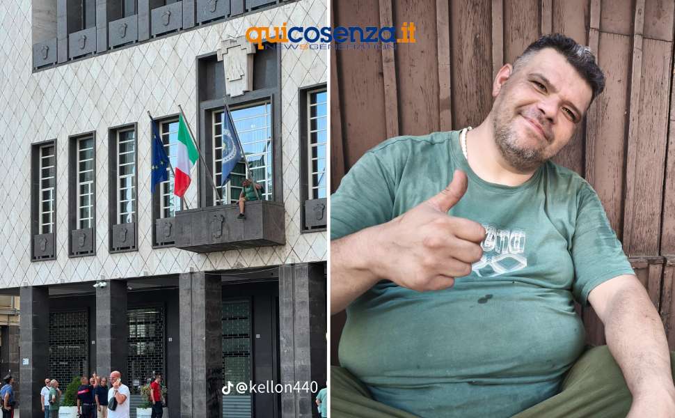 Francesco protesta comune cosenza 02