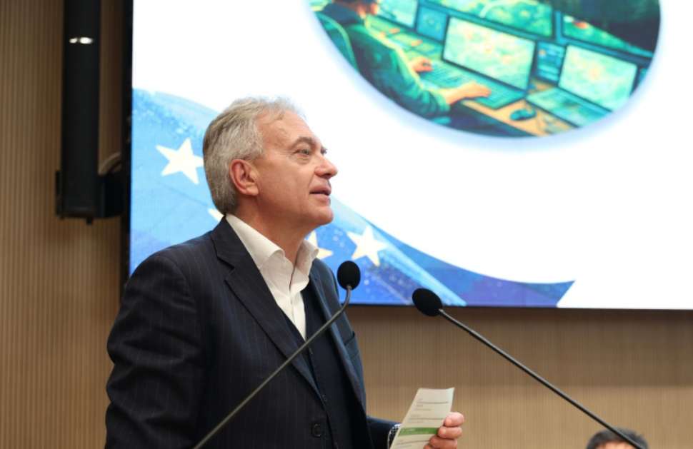 Giovani e pesca, la Regione lancia il bando da 400 mila euro per favorire il ricambio generazionale 53 Gianluca Gallo