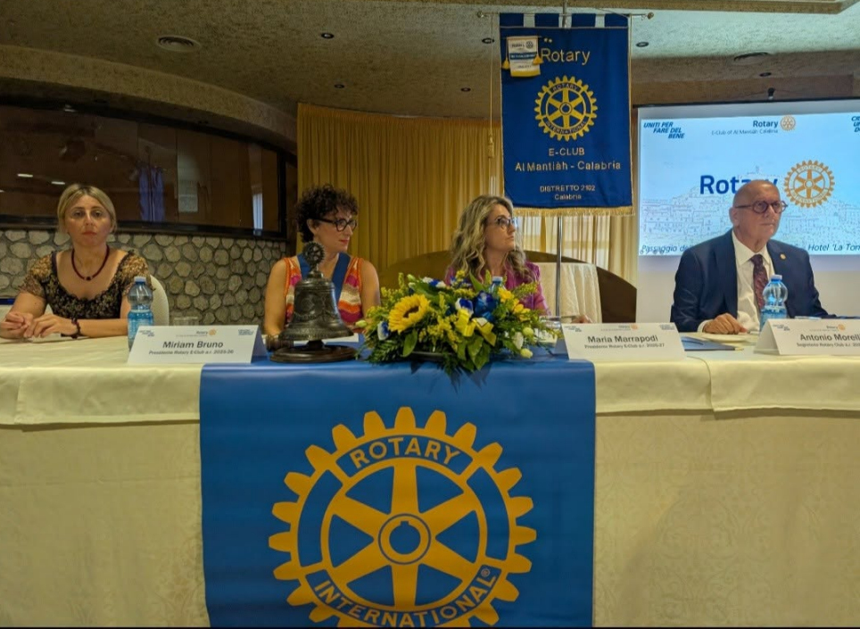 Rotary E-Club Al Mantiàh, ad Amantea passaggio di consegne nel ricordo di "Ciccio" Socievole: Maria Martapoti presidente 52 Rotary E Club Al Mantiah