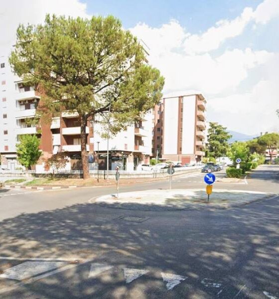 Semafori - Rende - incrocio via Lenin via Papa Giovanni XXIII via Salvador Allende 02