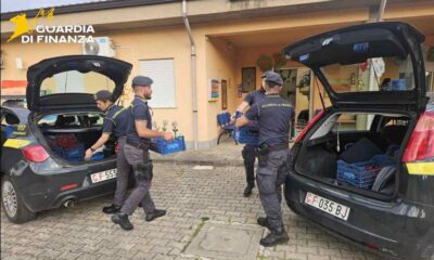 Sequestro_ prodotti contraffatti e abusivi