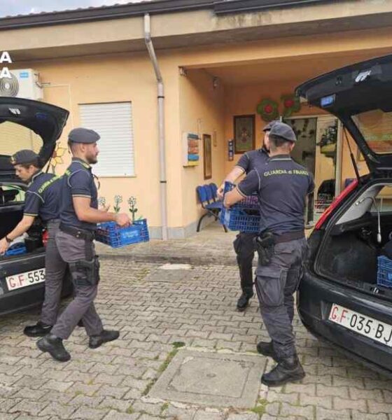 Sequestro_ prodotti contraffatti e abusivi