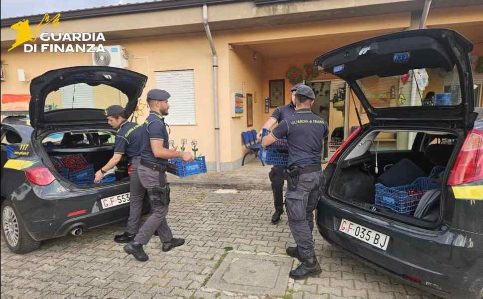Sequestro_ prodotti contraffatti e abusivi