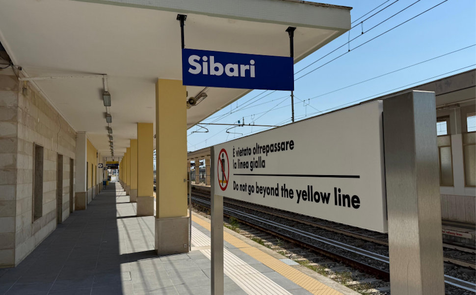 Ferrovie: riqualificate le stazioni di Crotone e Sibari. Nuovi ascensori, restyling, potenziamento merci e banchine UE 53 Stazione Sibari FS treni ferrovia
