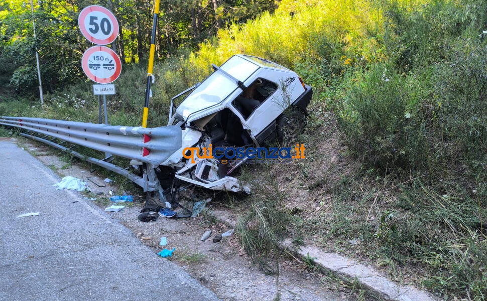 Terribile incidente Statale 107 Fago del Soldato