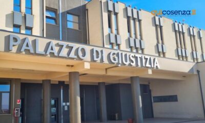 Tribunale-di-Castrovillari mezzo pesante 01