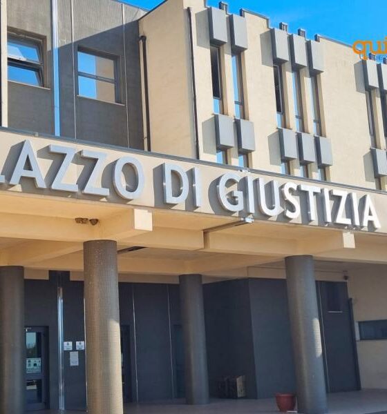 Tribunale-di-Castrovillari mezzo pesante 01